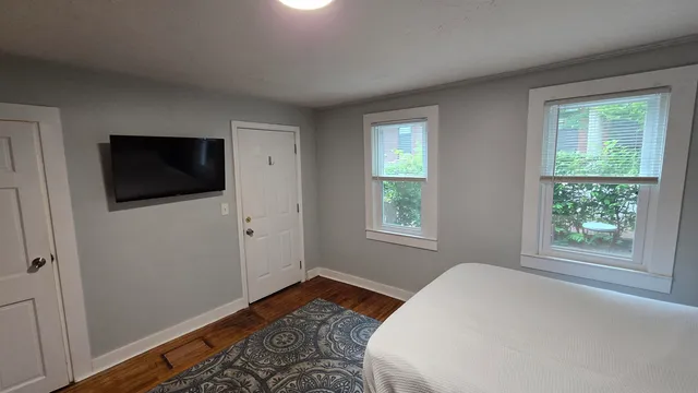 $1,800 | 579 State Street, Unit 1, Portsmouth, NH 03801