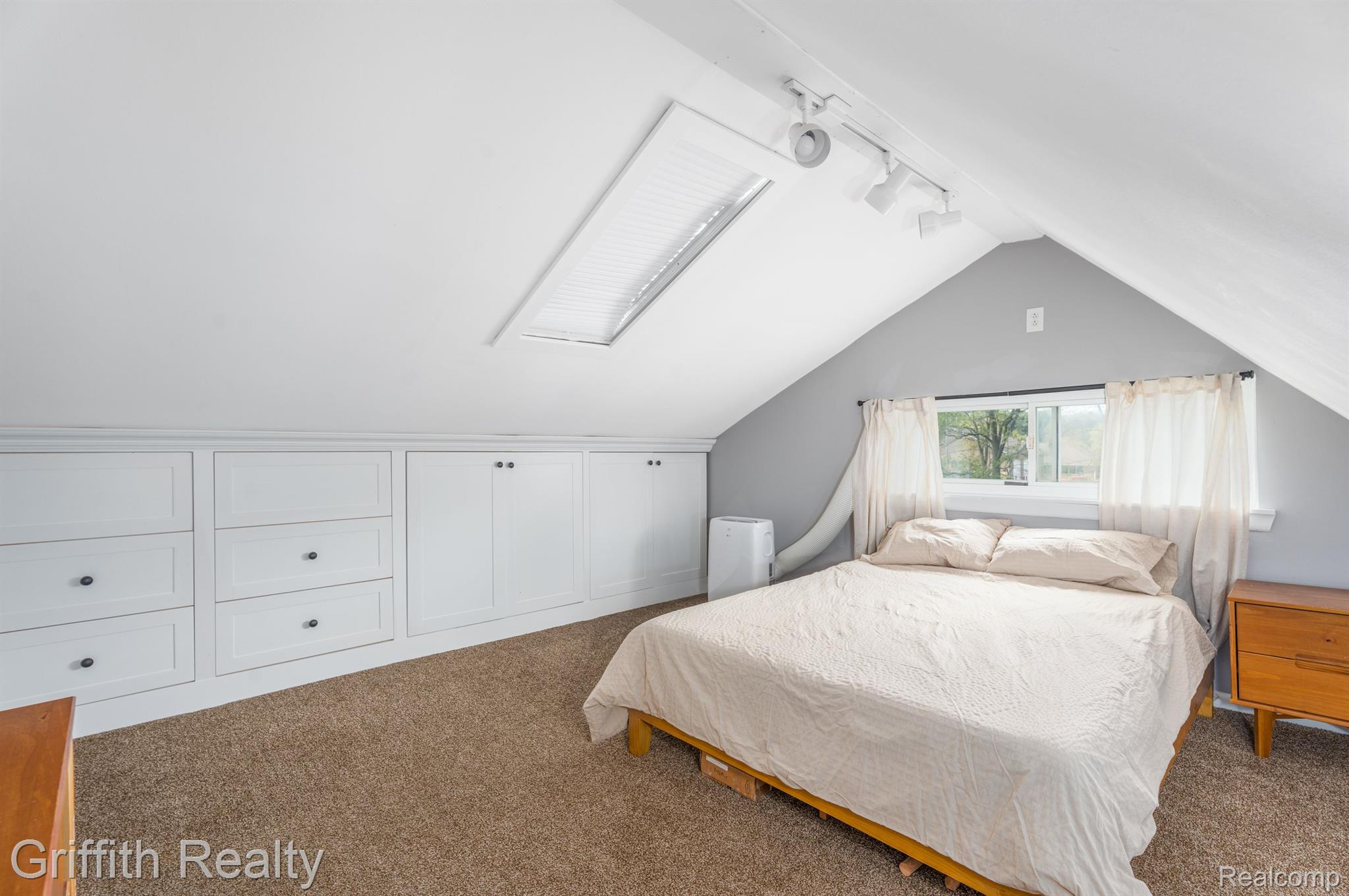5020 Center Road Linden, MI 48451 - Photo 16 of 28 Gallery Image 16