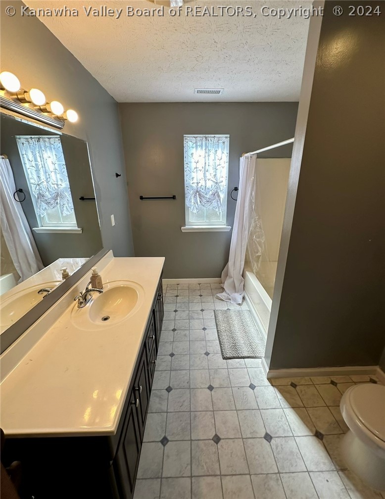 52 Oakvale Road Hurricane, WV 25526 - Photo 23 of 31 Gallery Image 23