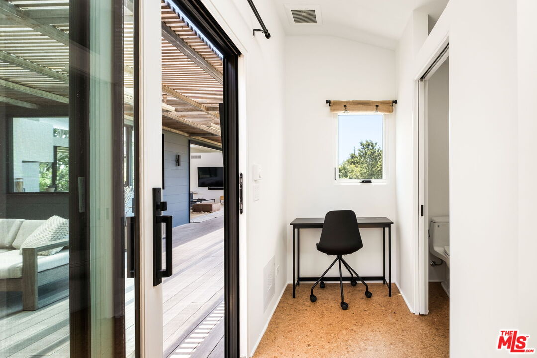 6755 Dume Drive, Unit GH Malibu, CA 90265 - Photo 23 of 31