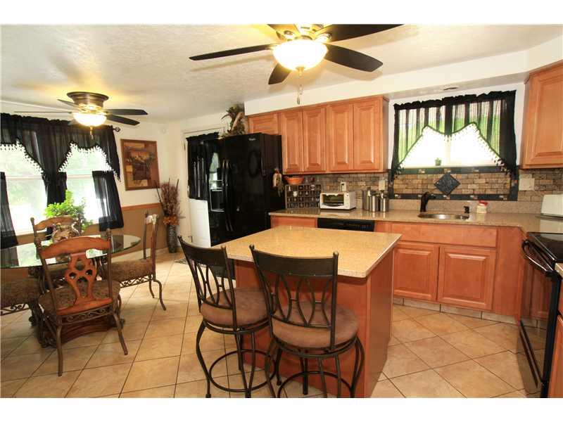 765 Robbins Station Road North Huntingdon, PA 15642 - Photo 4 of 17 Kitchen.