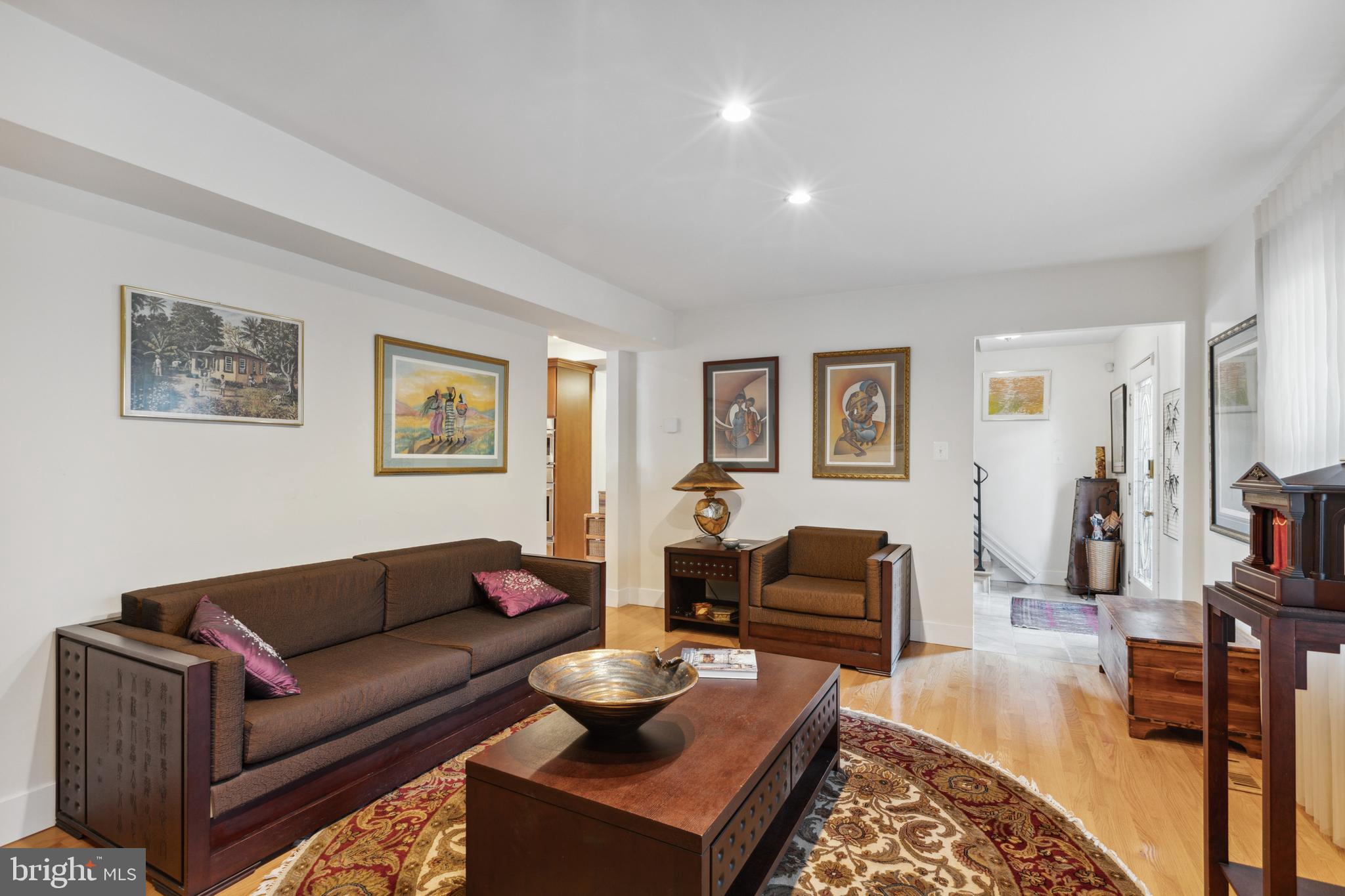 16300 Pointer Ridge Drive Bowie, MD 20716 - Photo 5 of 48