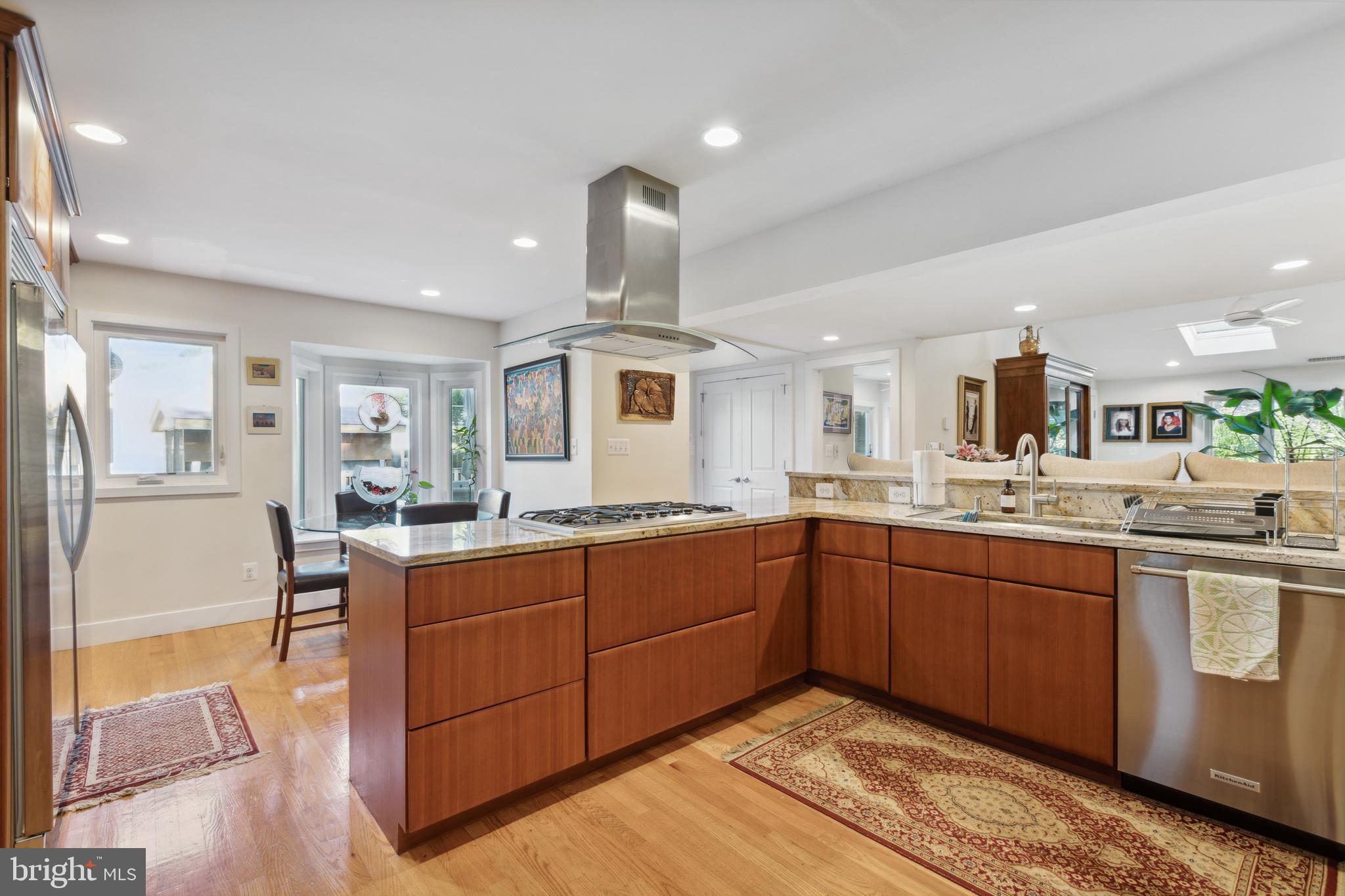 16300 Pointer Ridge Drive Bowie, MD 20716 - Photo 9 of 48