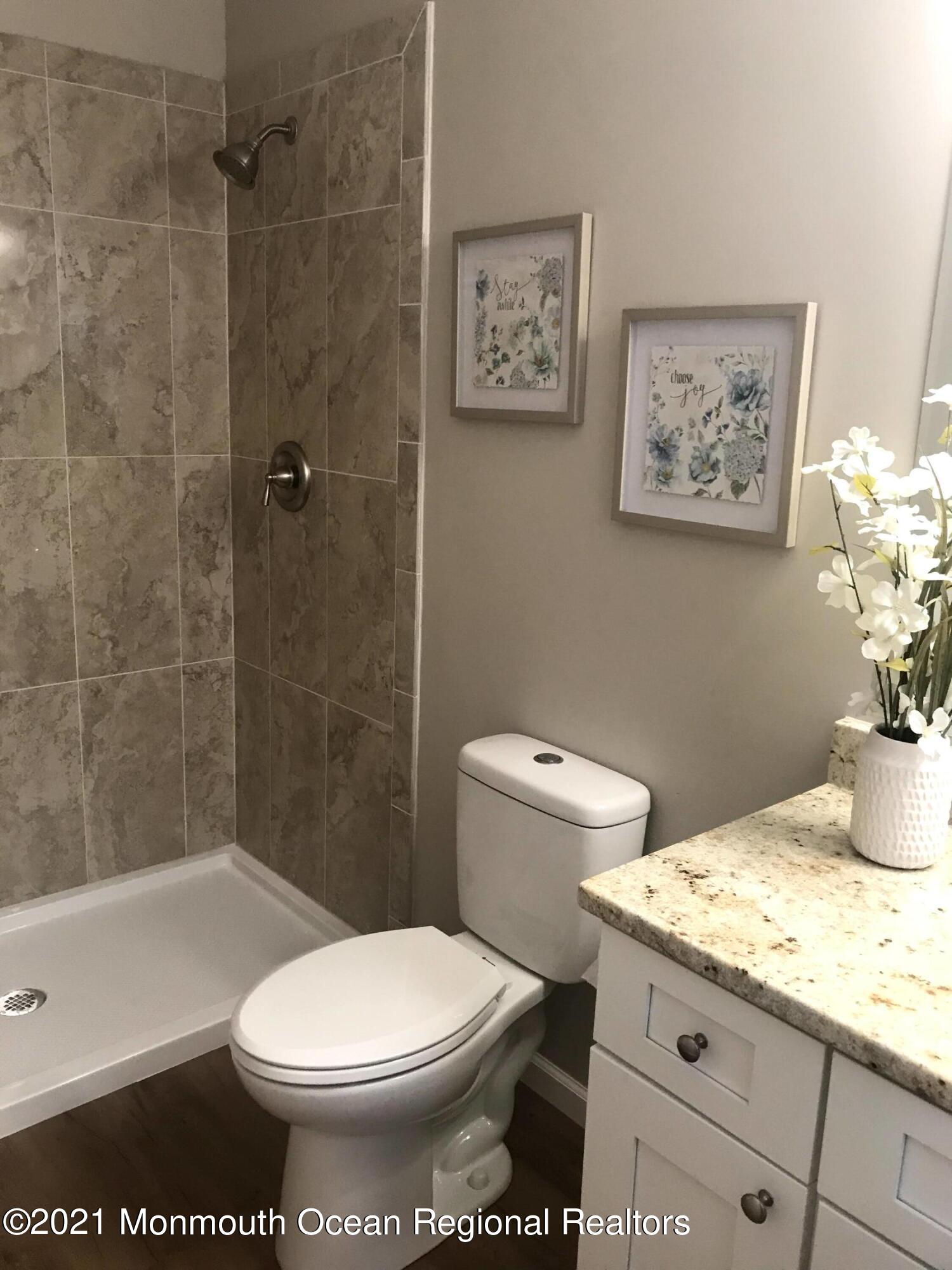 53 Meadowbrook Road Brick, NJ 08723 - Photo 8 of 20 master bath
