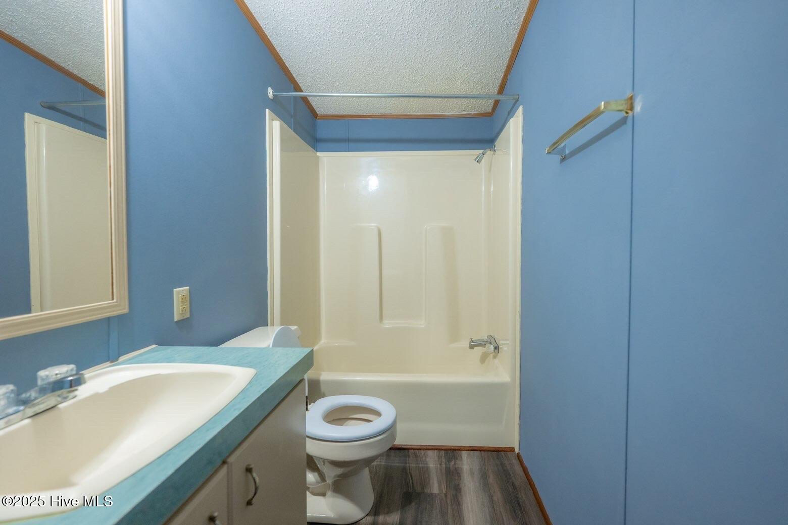 270 Duck Creek Road Washington, NC 27889 - Photo 13 of 24 012 Hall Bath