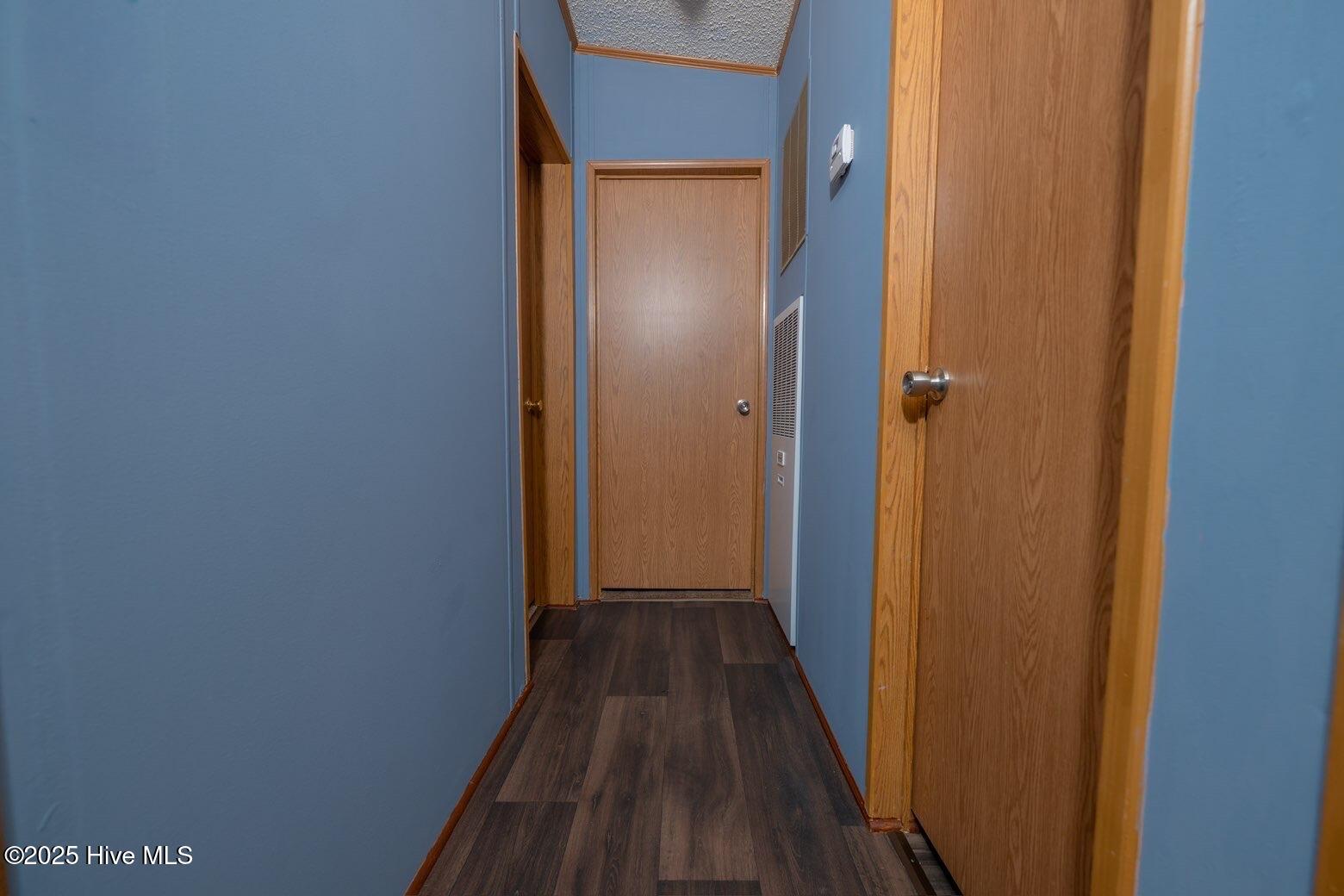 270 Duck Creek Road Washington, NC 27889 - Photo 21 of 24 020 Hall View