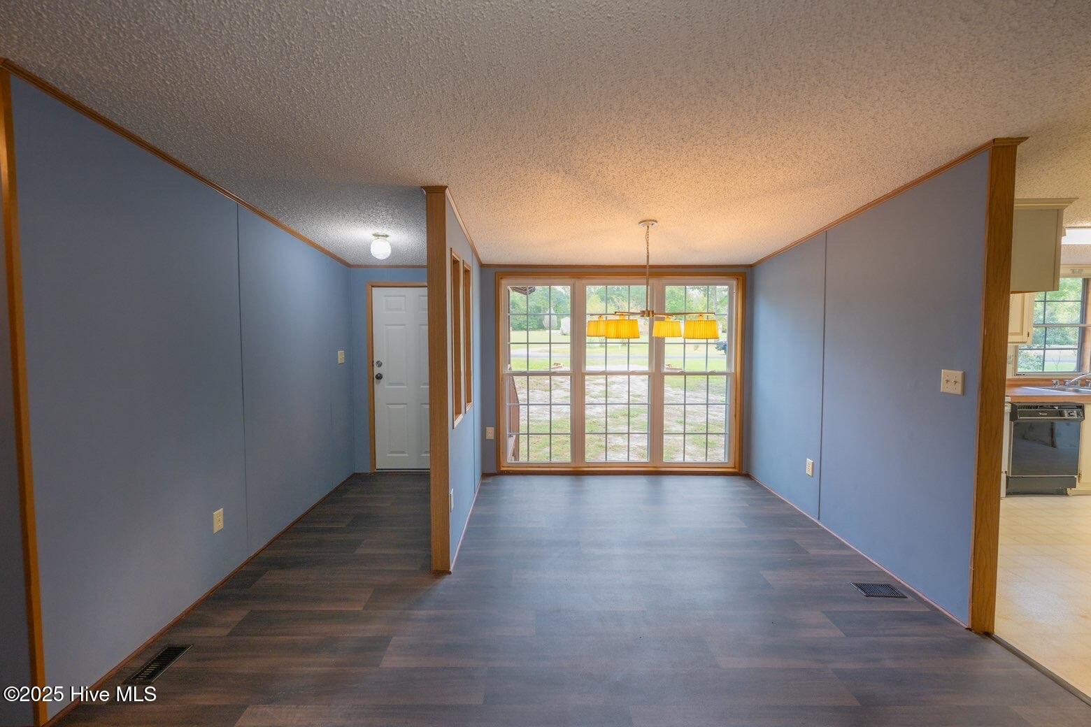 270 Duck Creek Road Washington, NC 27889 - Photo 9 of 24 008 Dining Room