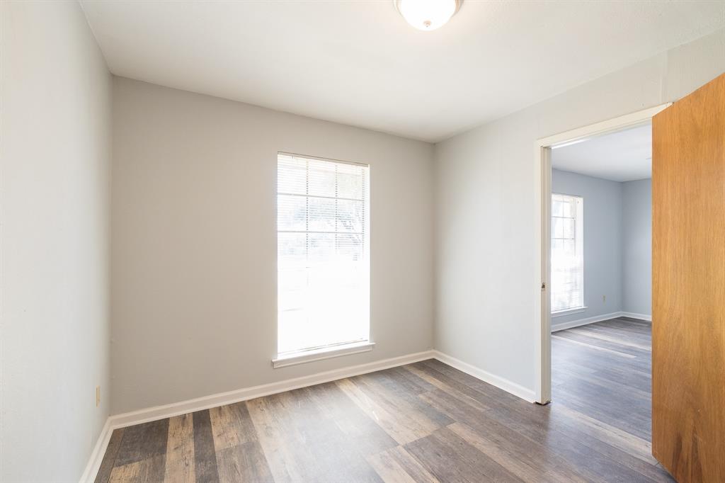 9190 Orbiter Circle Dallas, TX 75243 - Photo 11 of 25