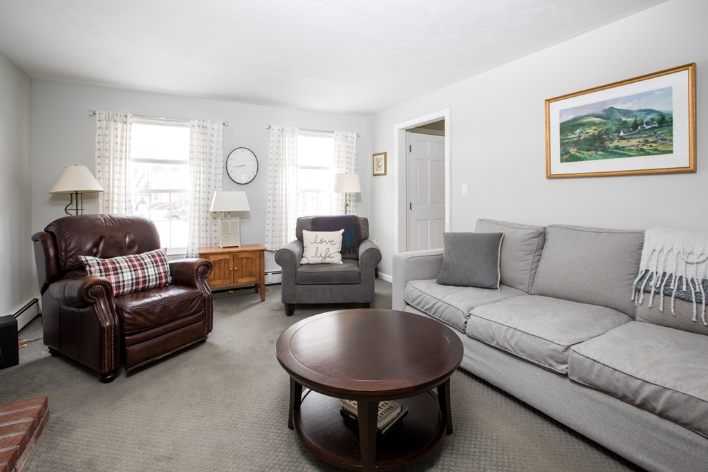 7 Arrowhead Road Walpole, MA 02081 - Photo 11 of 20 Gallery Image 11