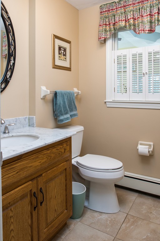 7 Arrowhead Road Walpole, MA 02081 - Photo 12 of 20 Gallery Image 12