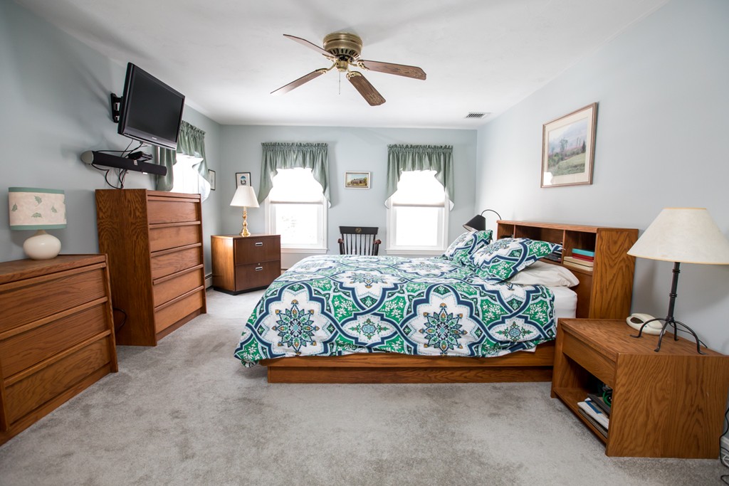 7 Arrowhead Road Walpole, MA 02081 - Photo 18 of 20 Gallery Image 18