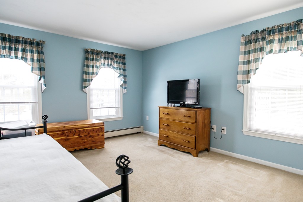 7 Arrowhead Road Walpole, MA 02081 - Photo 19 of 20 Gallery Image 19