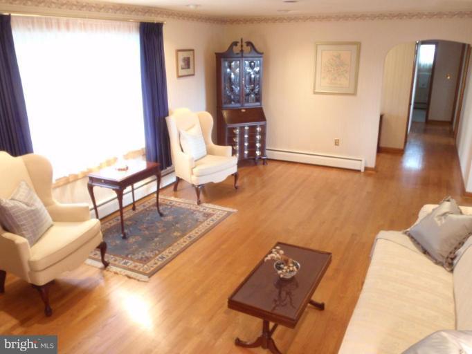 4121 Ridge Road Westminster, MD 21157 - Photo 7 of 30 Living Room #2