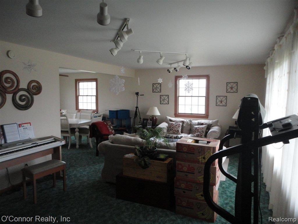 4378 Yankee Road St. Clair, MI 48079 - Photo 4 of 8 Living.JPG