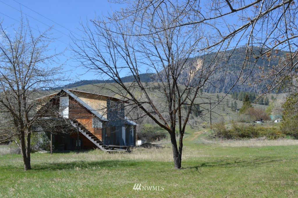 630 A Twisp Carlton Road Twisp, WA 98856 - Photo 10 of 19 Gallery Image 10
