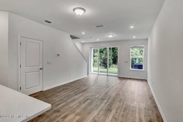 $1,975 | 73 Mellowood Lane, St. Augustine, FL 32092