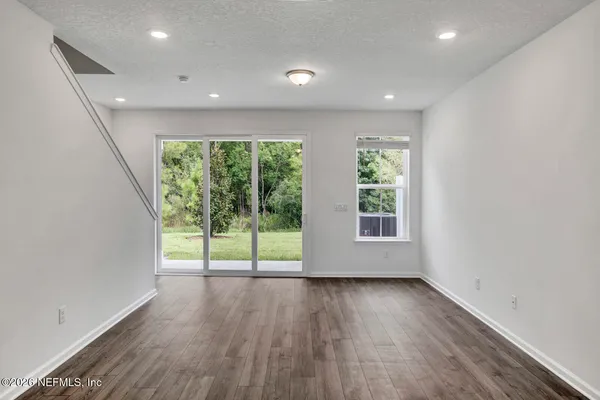 $1,975 | 73 Mellowood Lane, St. Augustine, FL 32092