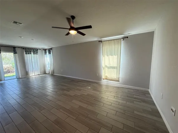 $2,250 | 1037 Augustus Drive, Davenport, FL 33896