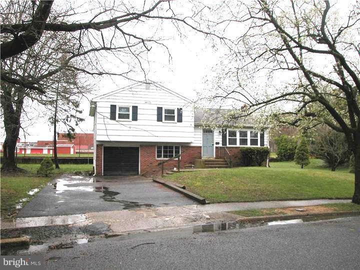14 Walton Road Mount Holly, NJ 08060 - Photo 1 of 14 Exterior Front