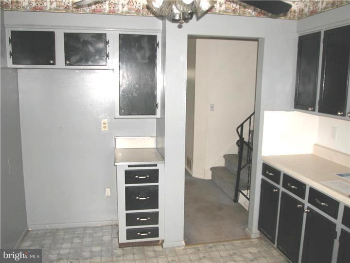 14 Walton Road Mount Holly, NJ 08060 - Photo 4 of 14 Kitchen