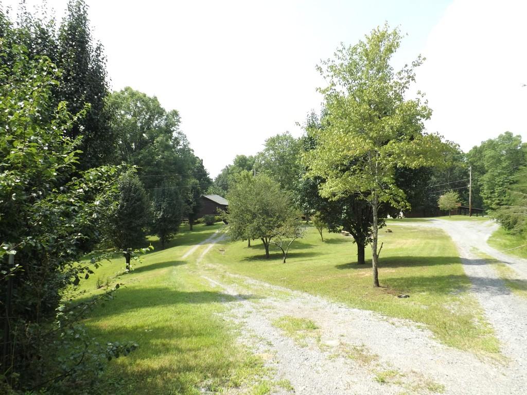 348 Ault Road Spring City, TN 37381 - Photo 32 of 37 view of home & property from drive