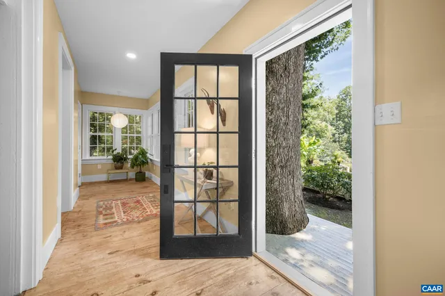 $925,000 | 3132 Wynova Lane, Esmont, VA 22937