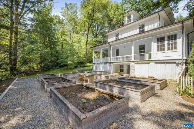 $925,000 | 3132 Wynova Lane, Esmont, VA 22937