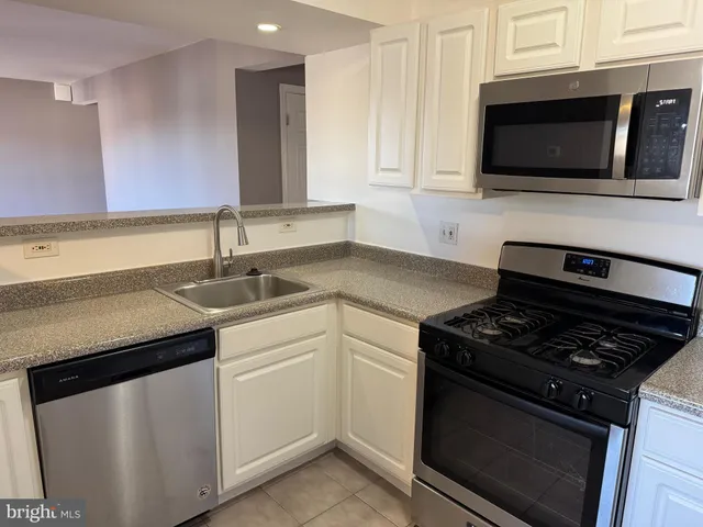$175,000 | 2506 Markham Lane, Unit 6, Landover, MD 20785