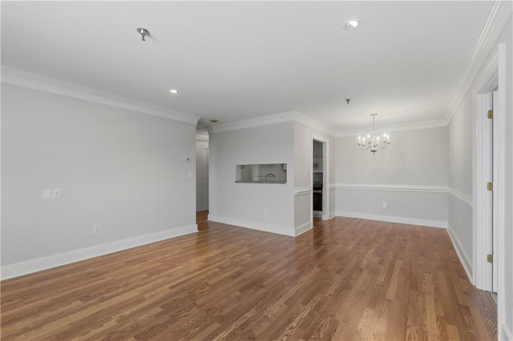 300 Johnson Ferry Road, Unit B915 Sandy Springs, GA 30328 - Photo 13 of 31 Gallery Image 13