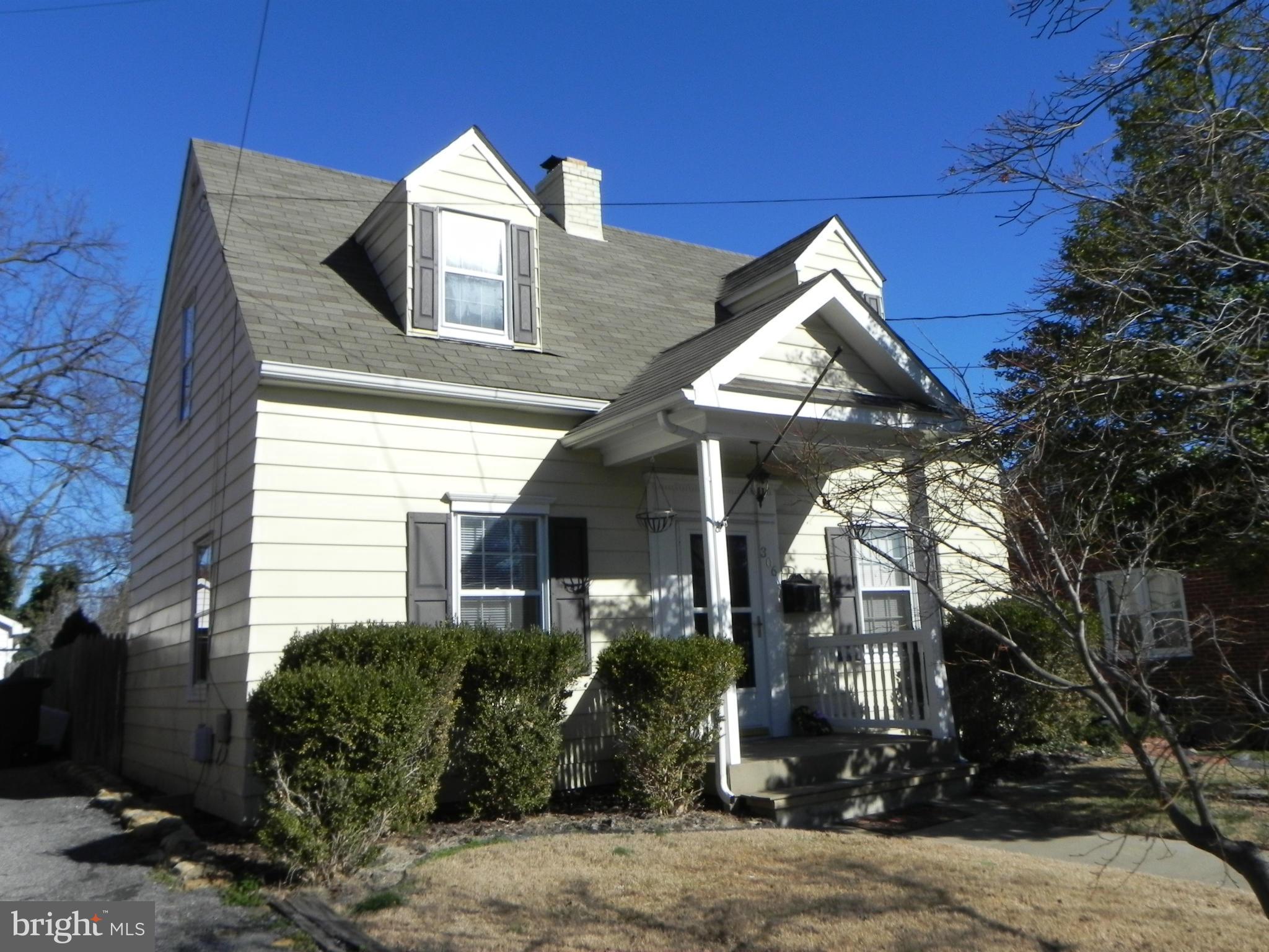 306 Bellview Avenue Winchester, VA 22601 - Photo 1 of 21 Exterior (Front)