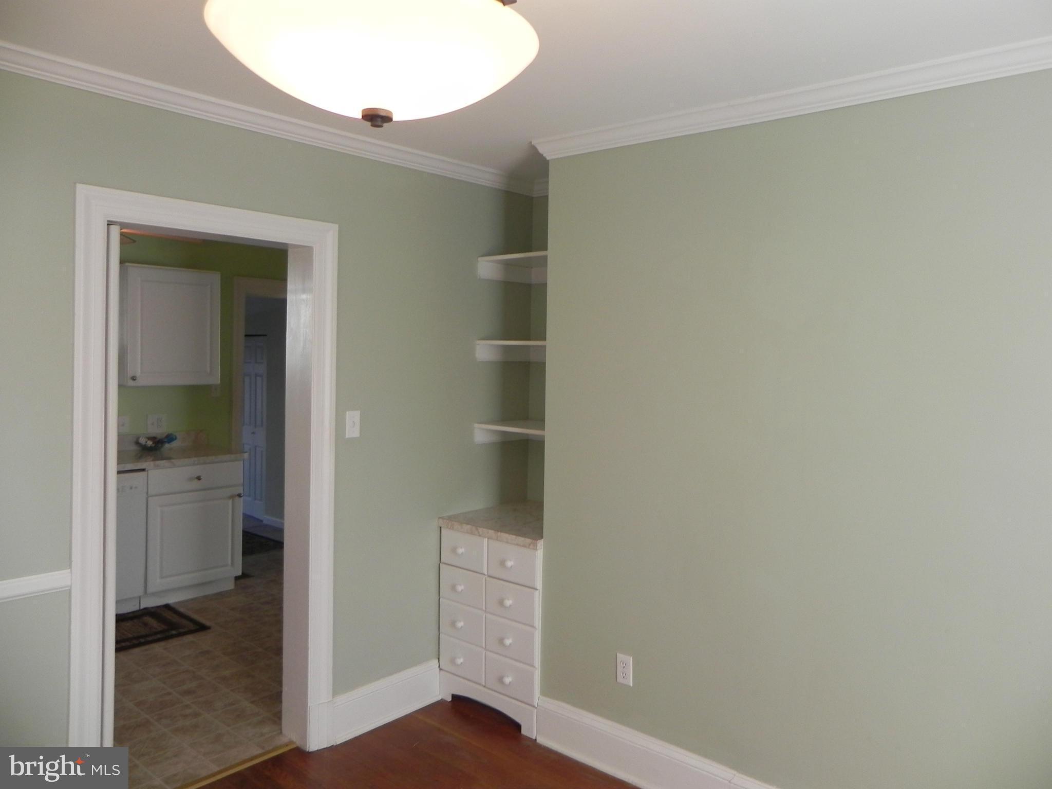 306 Bellview Avenue Winchester, VA 22601 - Photo 11 of 21 Dining Room