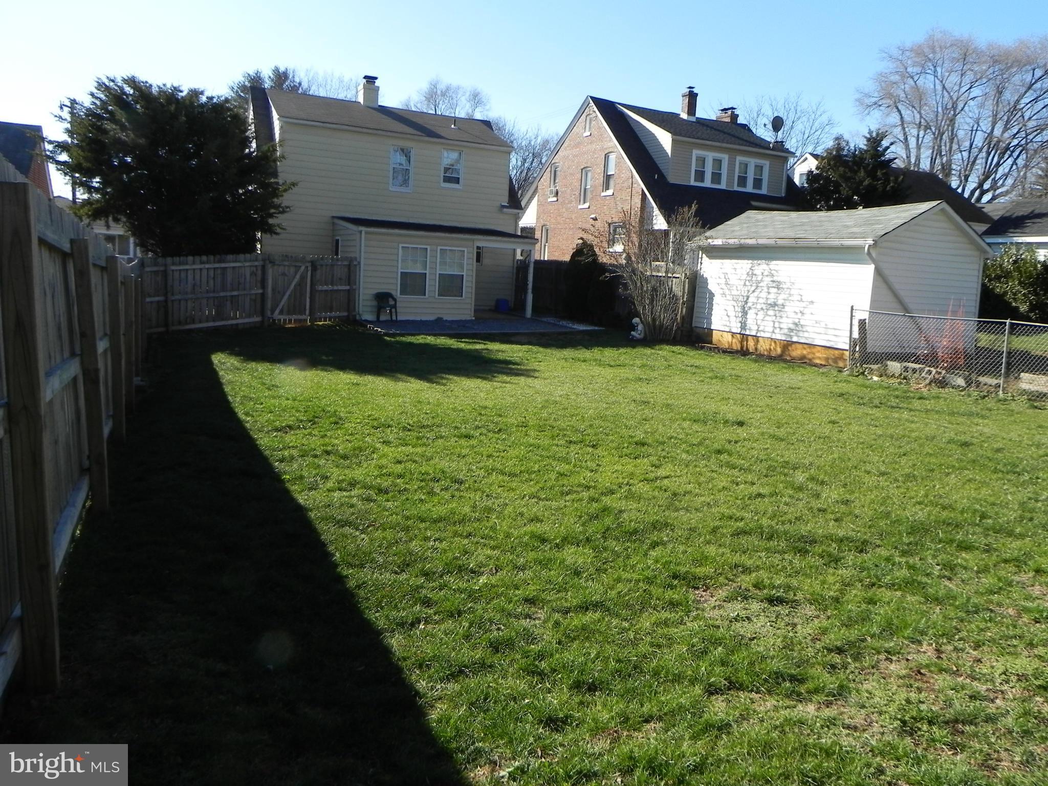 306 Bellview Avenue Winchester, VA 22601 - Photo 4 of 21 Fenced backyard
