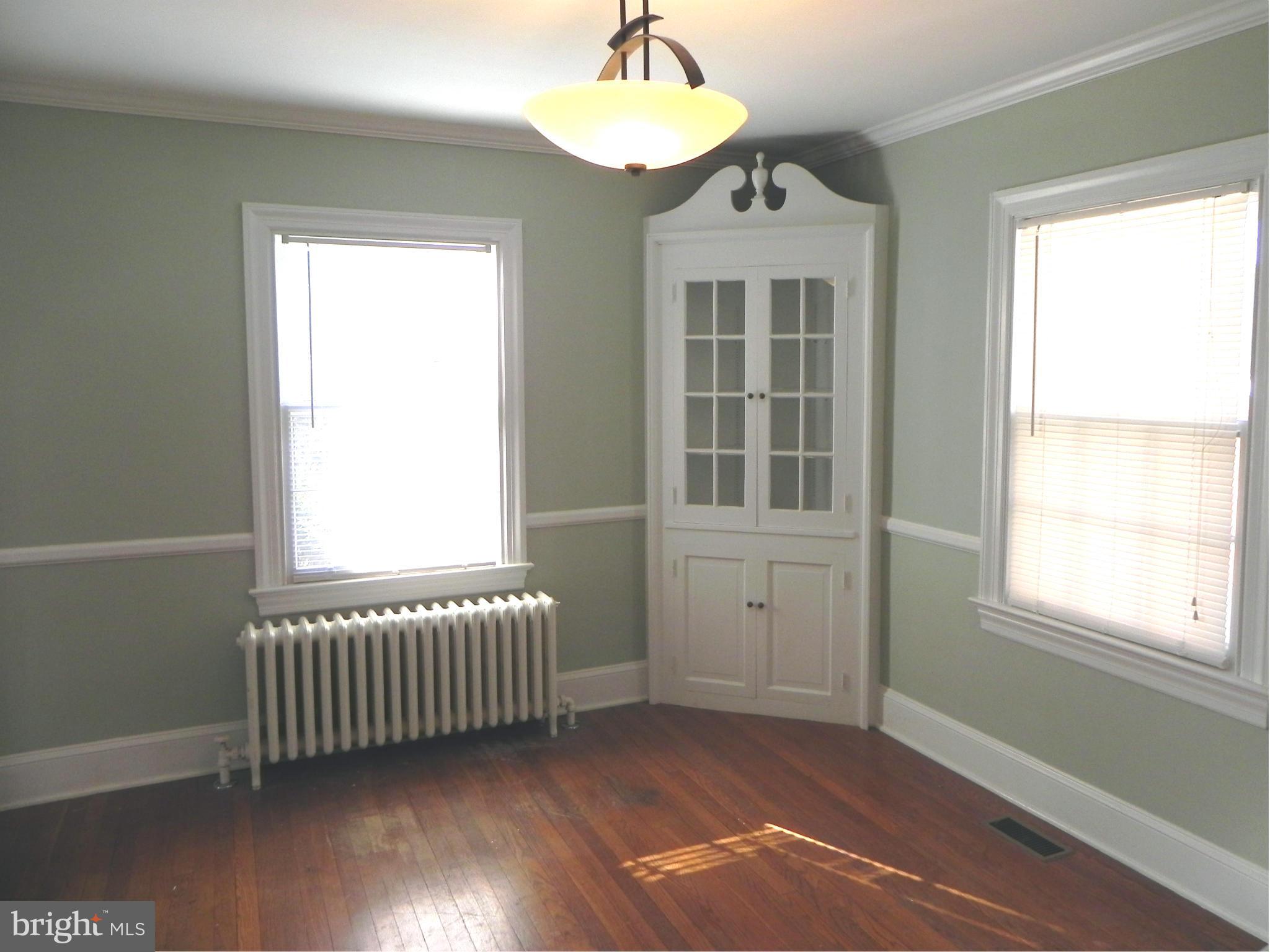 306 Bellview Avenue Winchester, VA 22601 - Photo 10 of 21 Dining Room