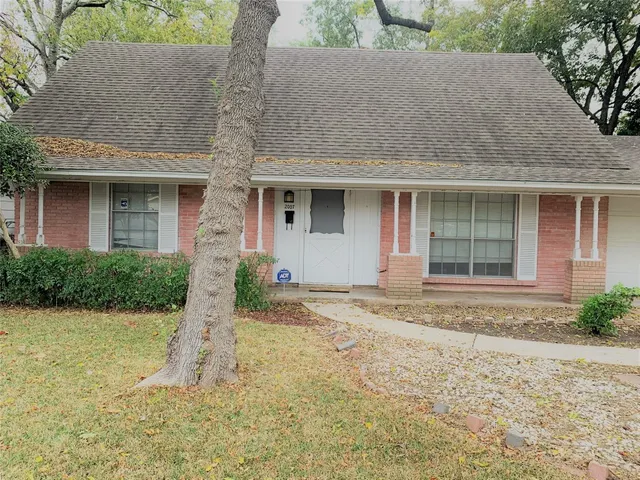 $2,850 | 2007 Burbank Street, Austin, TX 78757