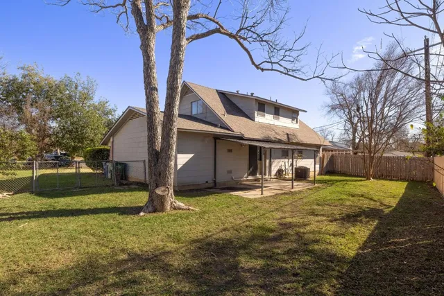 $2,850 | 2007 Burbank Street, Austin, TX 78757