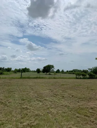 $800 | 26777 90-a, Lissie, TX 77454