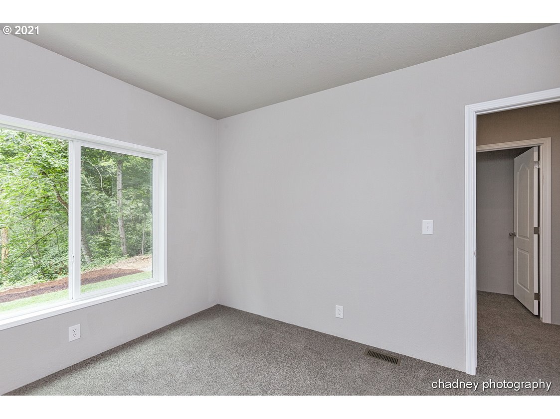 37847 Southeast Rickert Road Corbett, OR 97019 - Photo 22 of 32