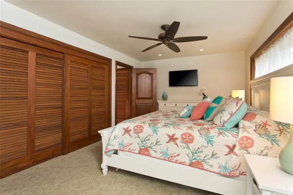 $18,000 | 1600 Mokulua Drive, Kailua, HI 96734