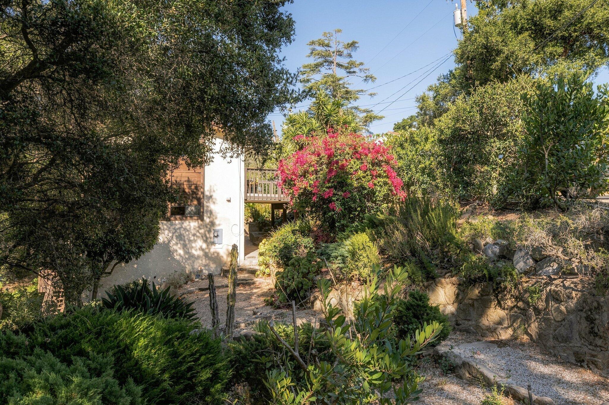910 Chelham Way Montecito, CA 93108 - Photo 41 of 46 Side and Backyard