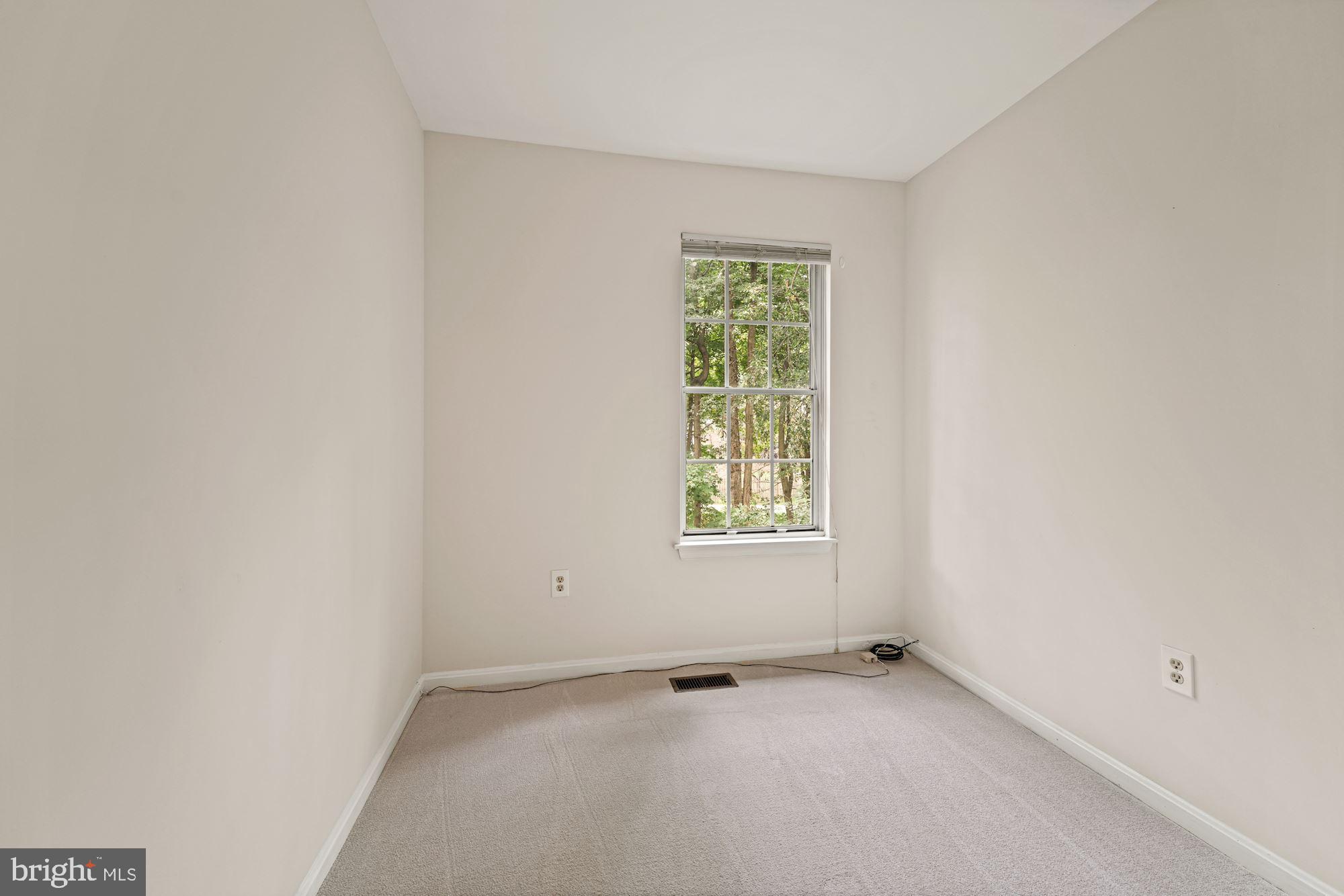2032 Flowering Tree Terrace Silver Spring, MD 20902 - Photo 21 of 26 Gallery Image 21
