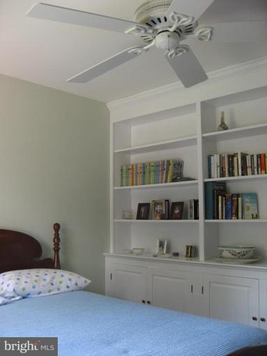 3937 Chesterbrook Road Arlington, VA 22207 - Photo 9 of 24 Bedroom #2