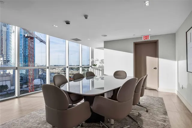 $7,750 | 900 Biscayne Boulevard, Unit 901, Miami, FL 33132