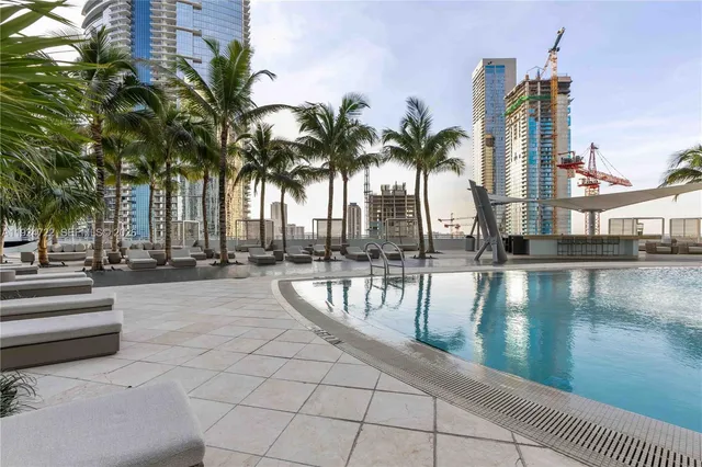 $7,750 | 900 Biscayne Boulevard, Unit 901, Miami, FL 33132