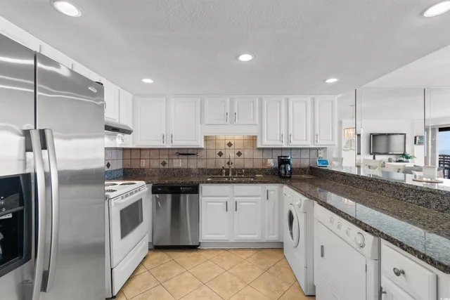 $1,800 | 2200 North Ocean Boulevard, Unit 403, North Myrtle Beach, SC 29582