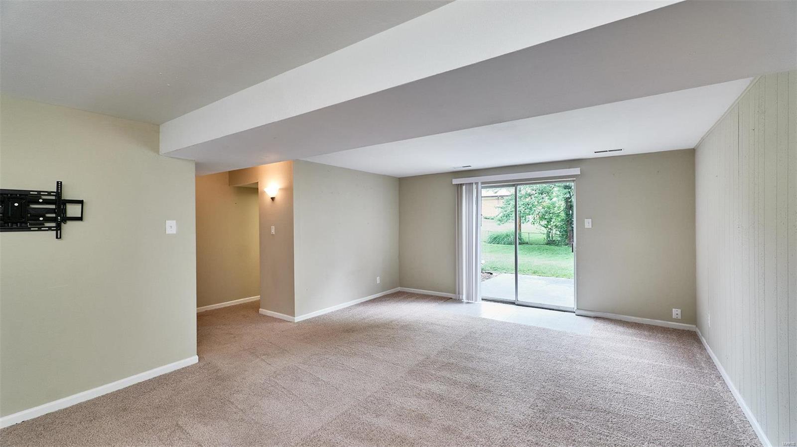 383 Messina Drive Ballwin, MO 63021 - Photo 15 of 24