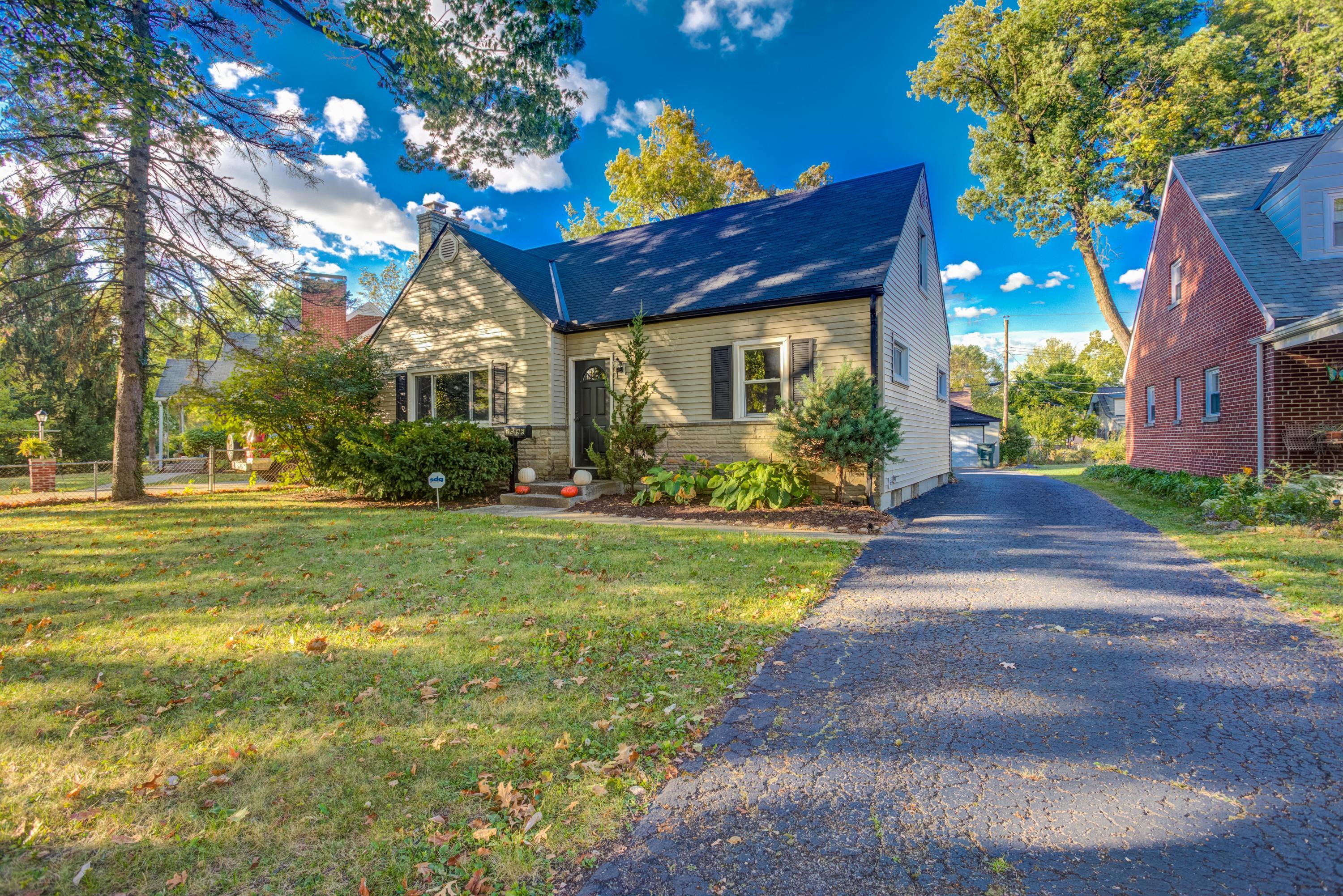 2596 Wellesley Road Columbus, OH 43209 - Photo 1 of 23 Gallery Image 1