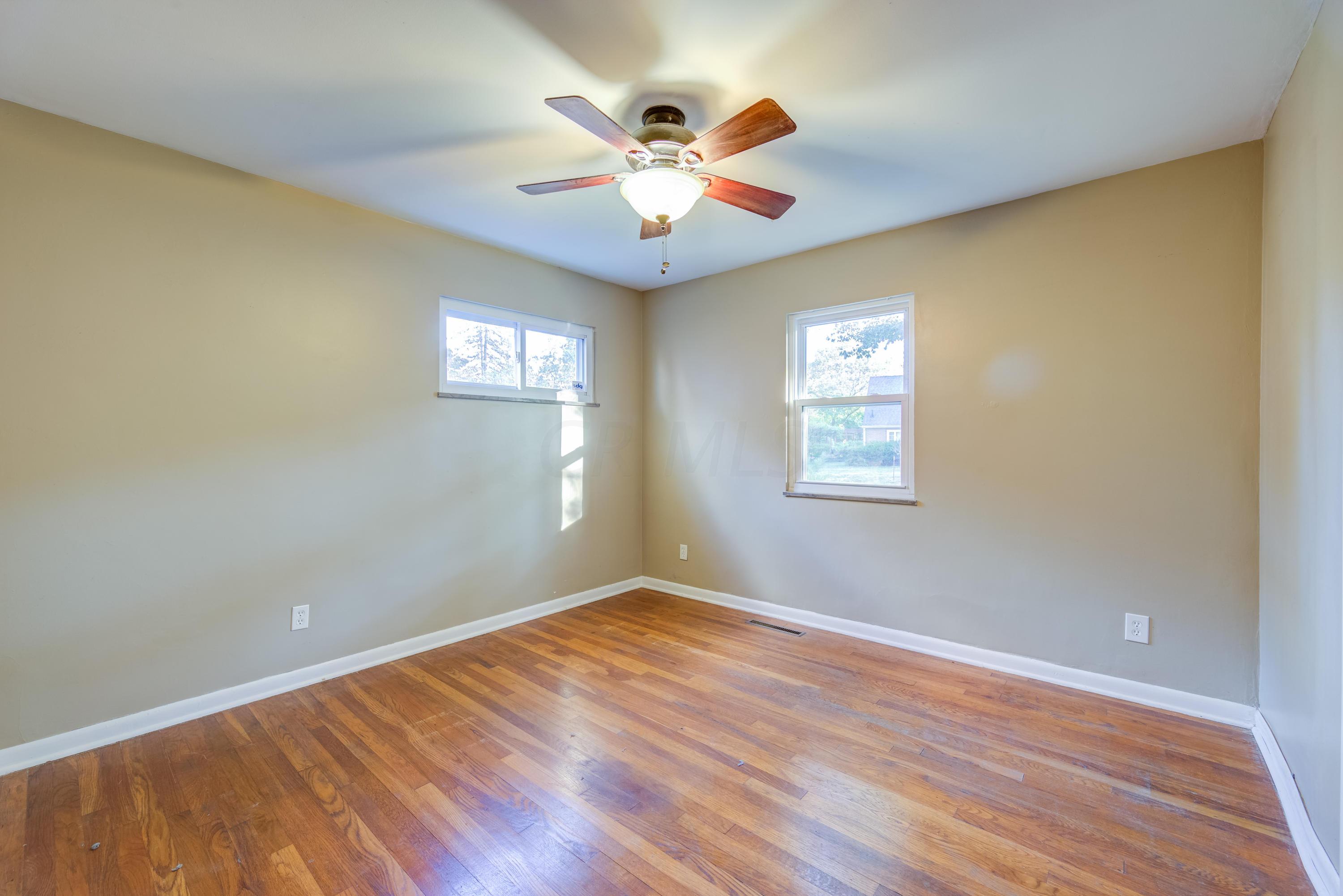 2596 Wellesley Road Columbus, OH 43209 - Photo 12 of 23 Gallery Image 12