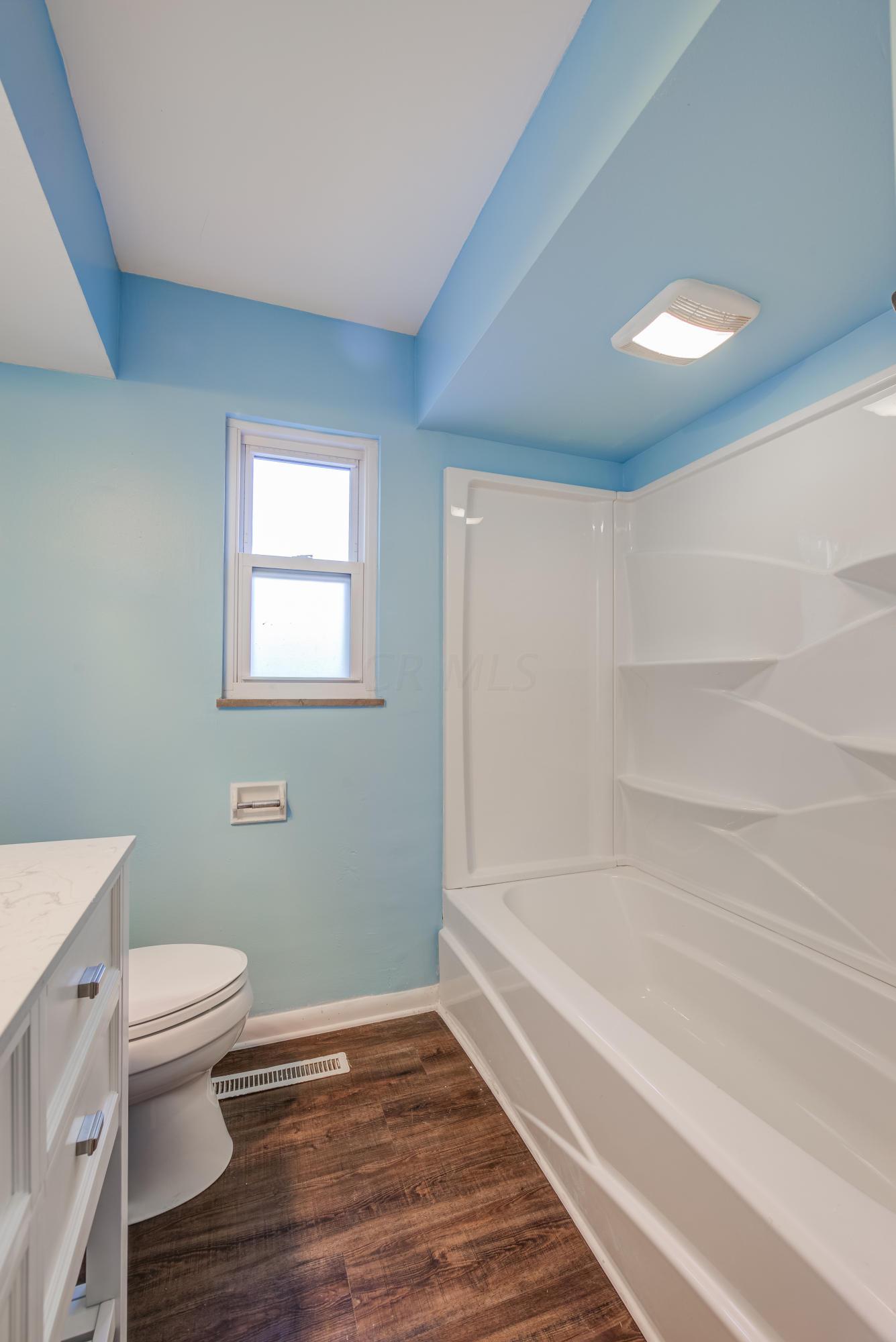 2596 Wellesley Road Columbus, OH 43209 - Photo 14 of 23 Gallery Image 14