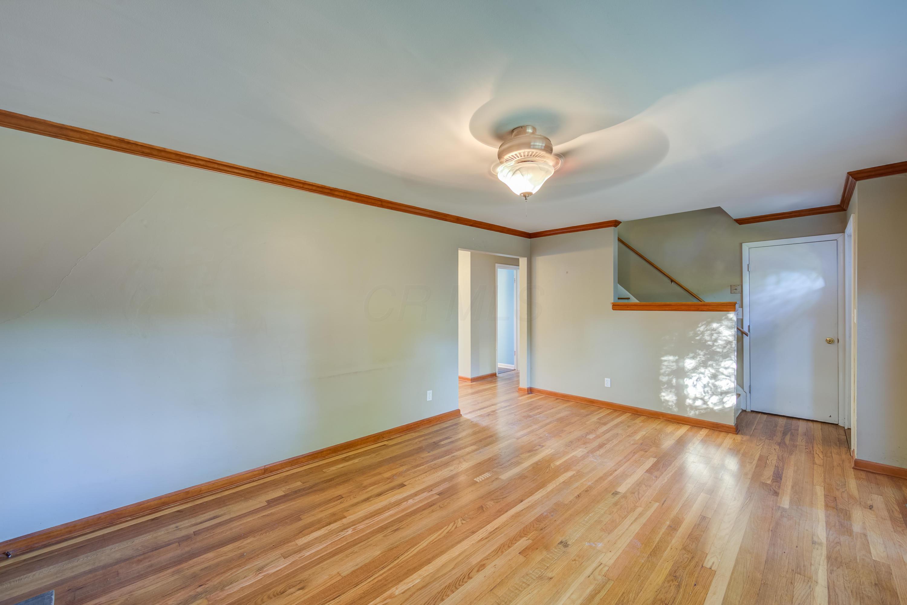 2596 Wellesley Road Columbus, OH 43209 - Photo 5 of 23 Gallery Image 5