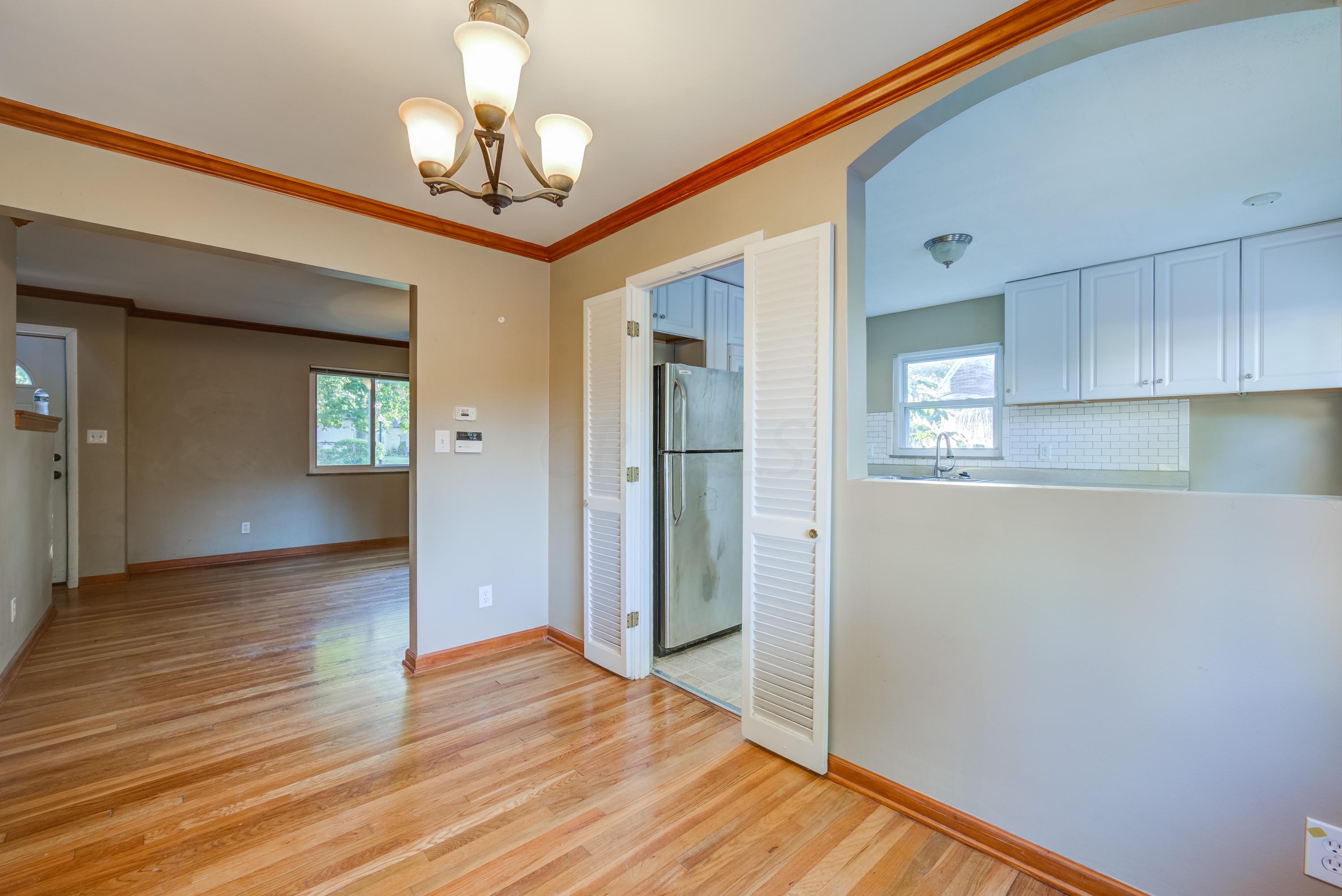 2596 Wellesley Road Columbus, OH 43209 - Photo 7 of 23 Gallery Image 7